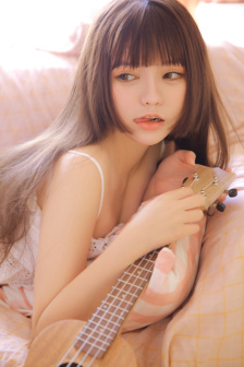 沙滩比基尼泳衣